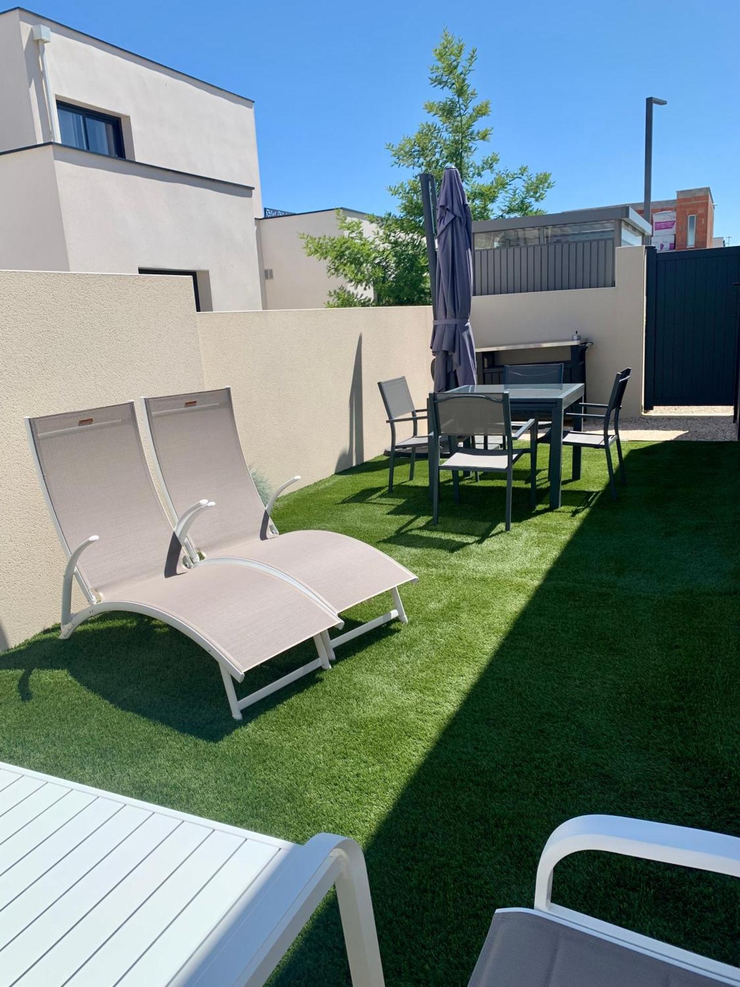 Casita: Votre Oasis De Detente Serignan Ngoại thất bức ảnh